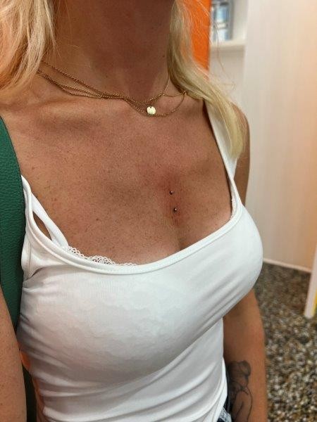 Piercing stud le havre 33 